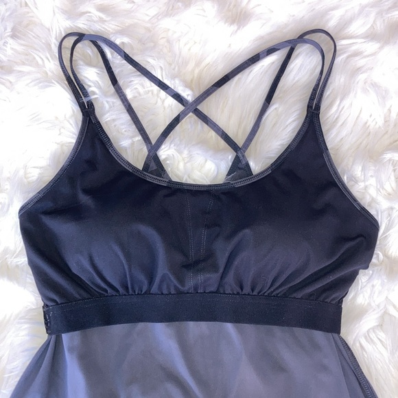 OLD NAVY Strappy Camo Tank Shelf with Removable Pad Inserts L - Picture 9 of 13